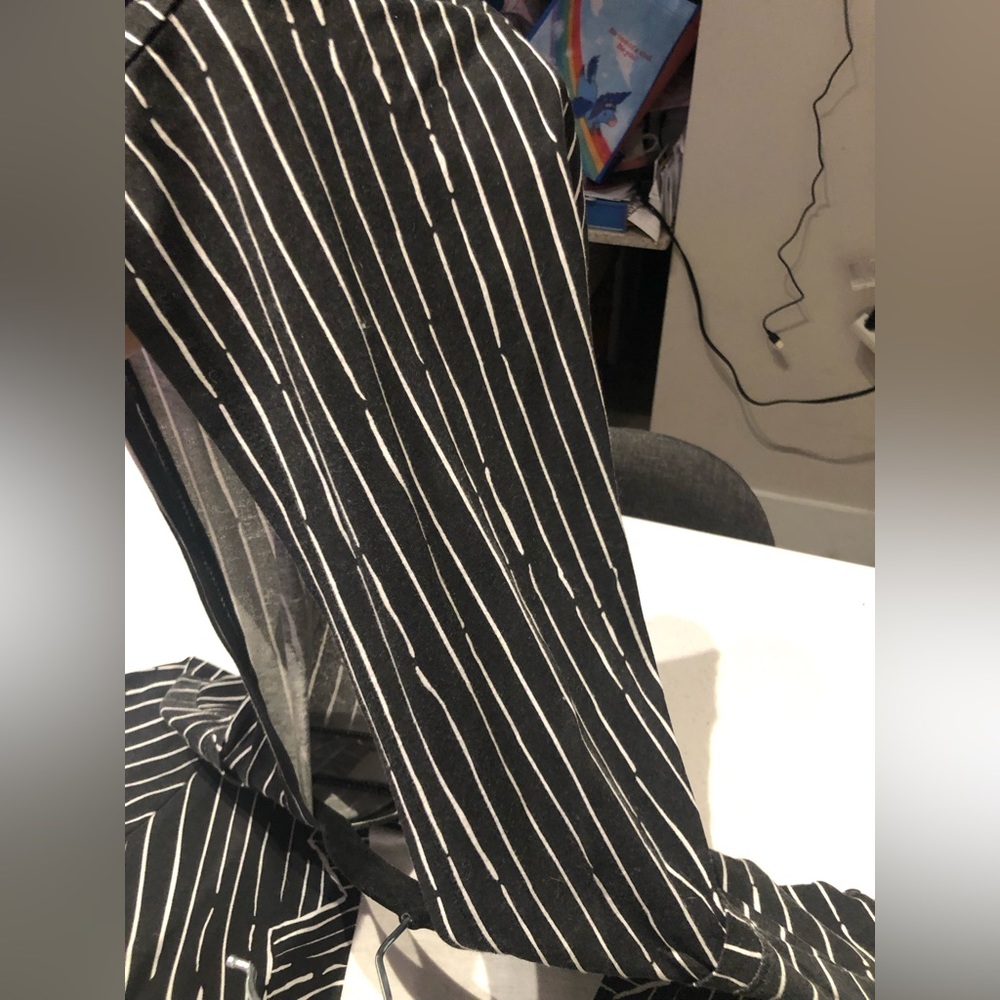 Used 3XL Disney Jack Skellington Hood Shirt Tim Burton’s Nightmare Before Xmas - Picture 7 of 8